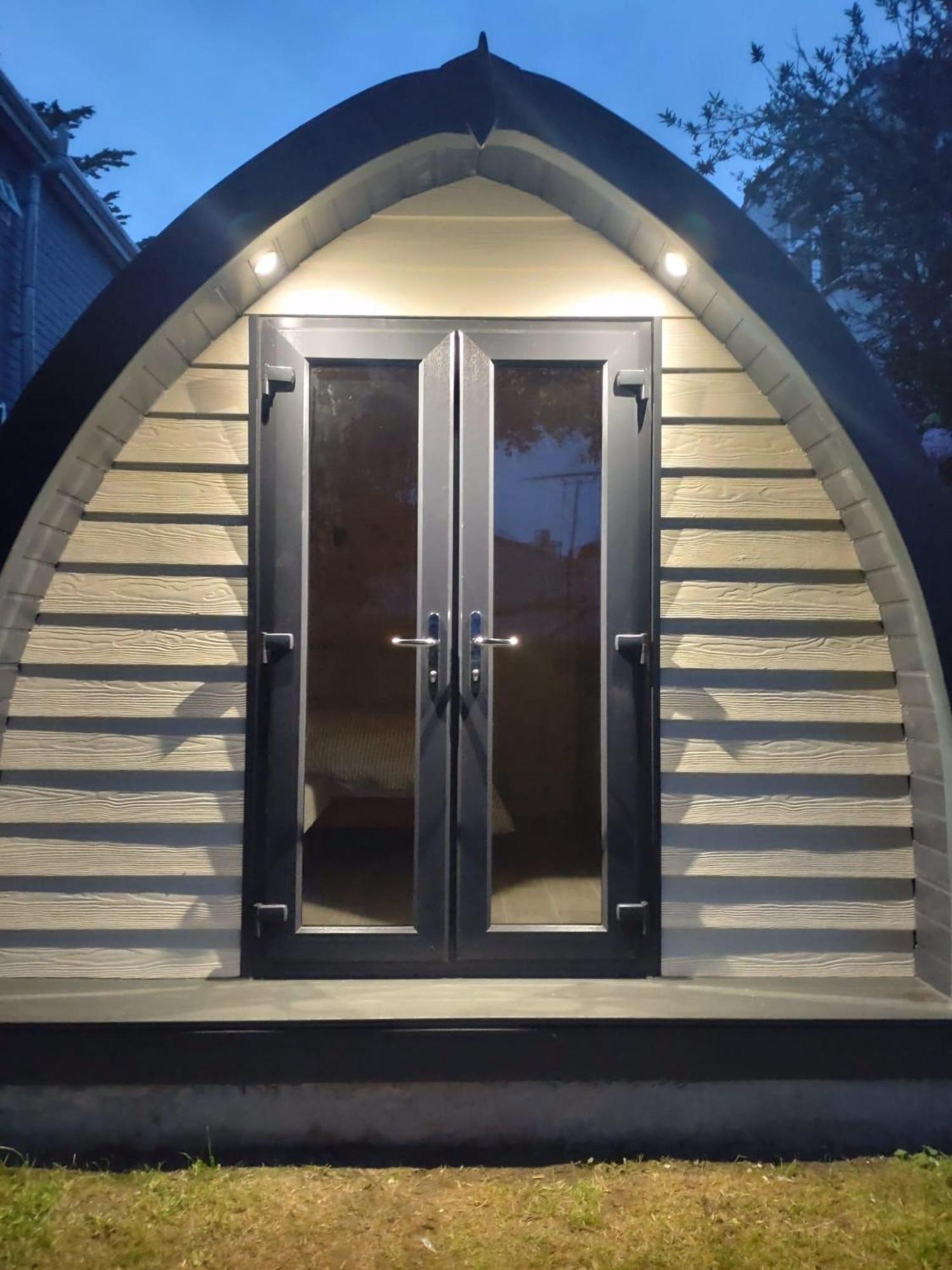 Beautiful And Cosy Pod Saintives
